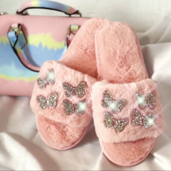 Blush Faux Fur Butterfly Slippers - Picture 3 of 7